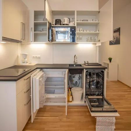 Urban I No Stairs I 24h Contactless Check-in * Innsbruck