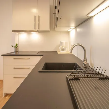 Lovely 1-bedroom In Innsbruck