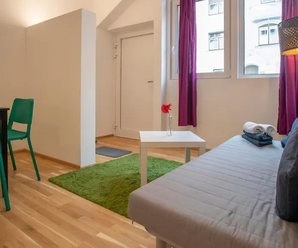 Lovely 1-bedroom In Innsbruck