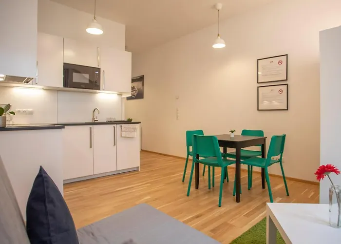 Urban I No Stairs I 24h Contactless Check-in Apartamento Innsbruck