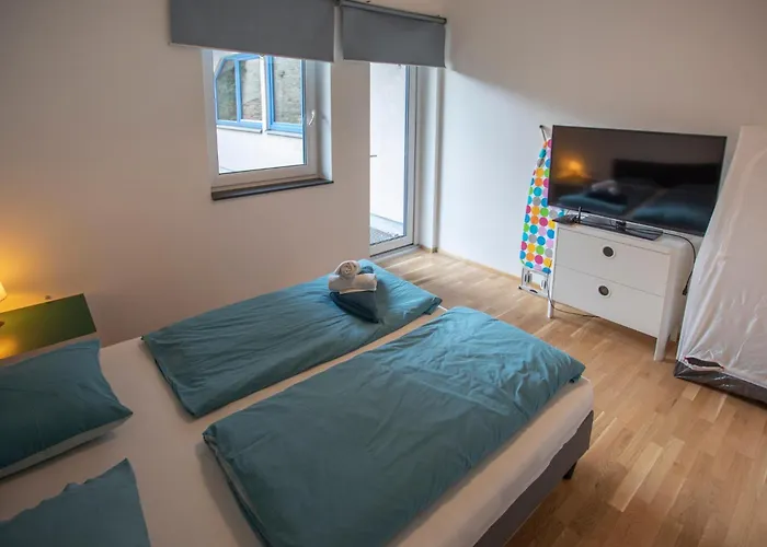 Lovely 1-bedroom In Appartement Innsbruck